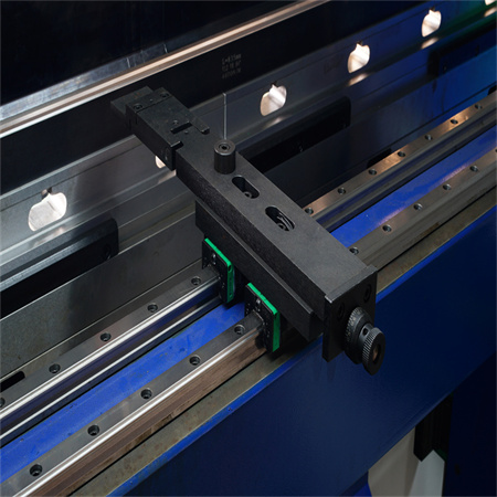 Hidrauliniai CNC presavimo stabdžių įrankiai su X ir Y ašimis