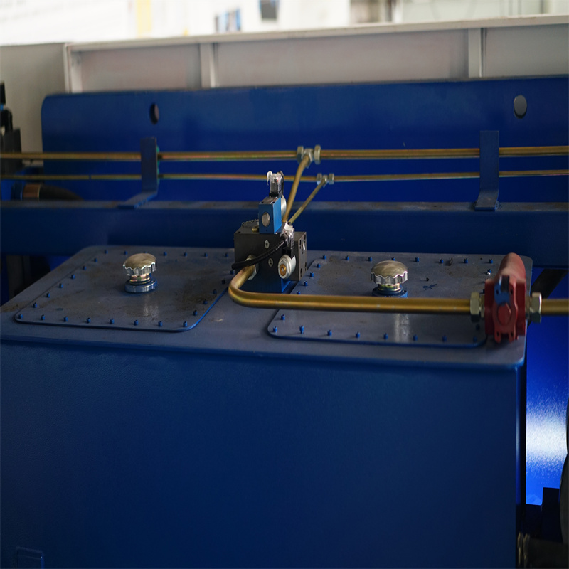 CNC hidraulinio lenkimo staklių presavimo stabdžių mašinos kaina