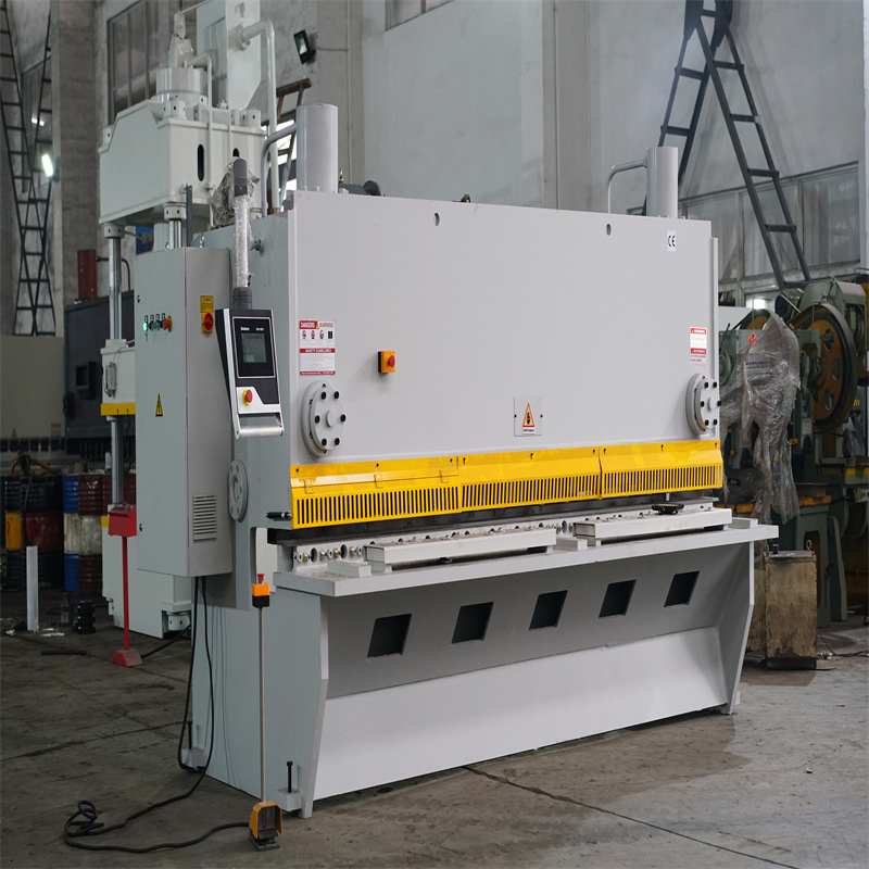 CNC lakštinio metalo kirpimo staklės Plieninės plokštės hidraulinės kirpimo mašinos