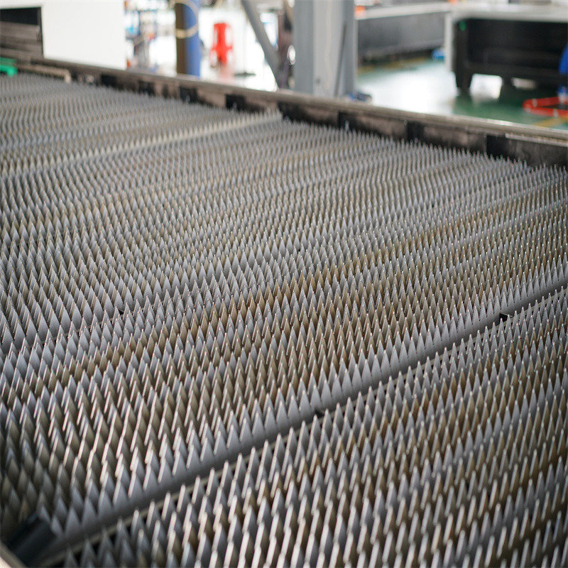 Pluošto lazerinio pjovimo staklės 1000 2000 3000w plieniniam variui aliuminiui