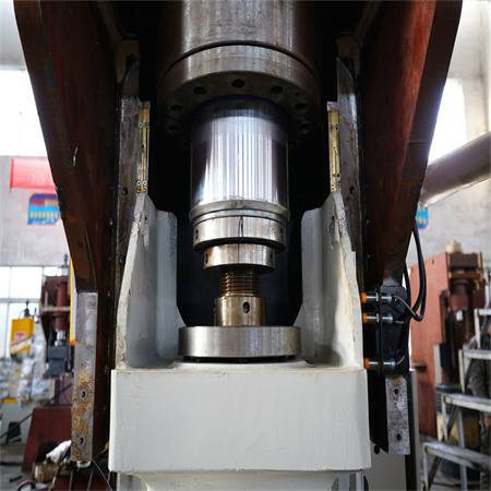 1025 plieno išspaudimo mašina 300 tonų golfo lazdų galvučių karšto kalimo hidraulinis presas