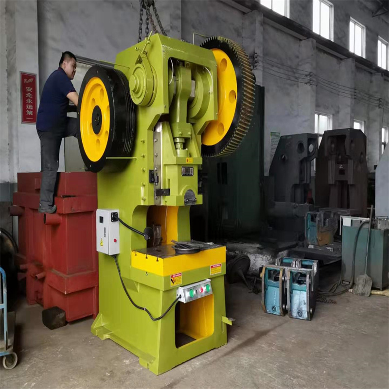 J23 serijos mechaninis presas 250–10 tonų perforavimo mašina, skirta metalinėms skylėms išmušti