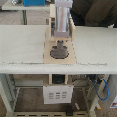 Gaminių gamintojai metalo CNC automatinė vamzdžių skylių štampavimo mašina hidraulinė