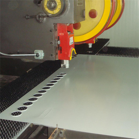 Parduodama RONGWIN 6 metrų didelės spartos CNC hidraulinė plieninė kampinė sijos profilio perforavimo spausdinimo kirpimo mašina