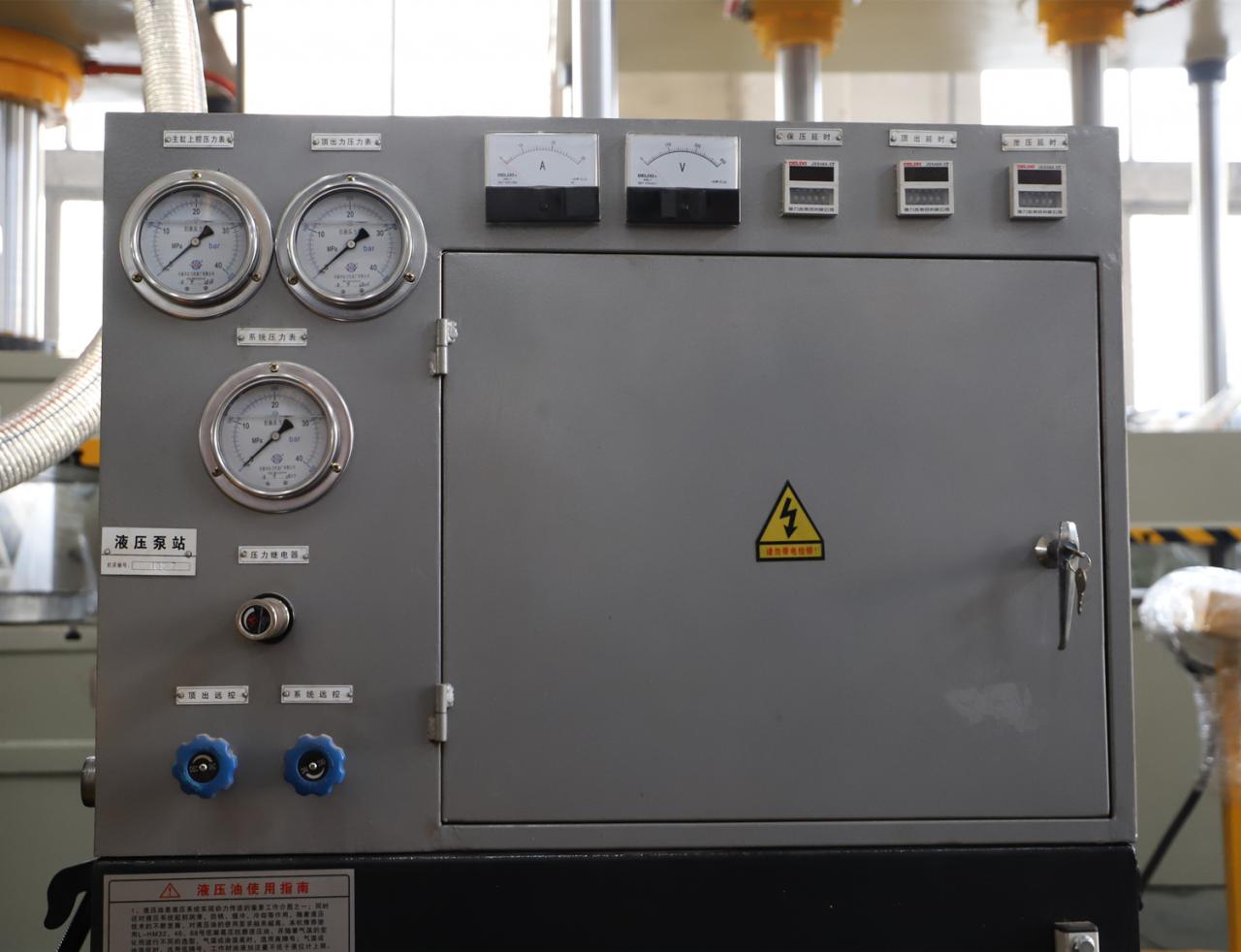 Hidroformavimo 100 tonų štampavimo staklės su karštomis plokštelėmis hidraulinės presavimo mašinos